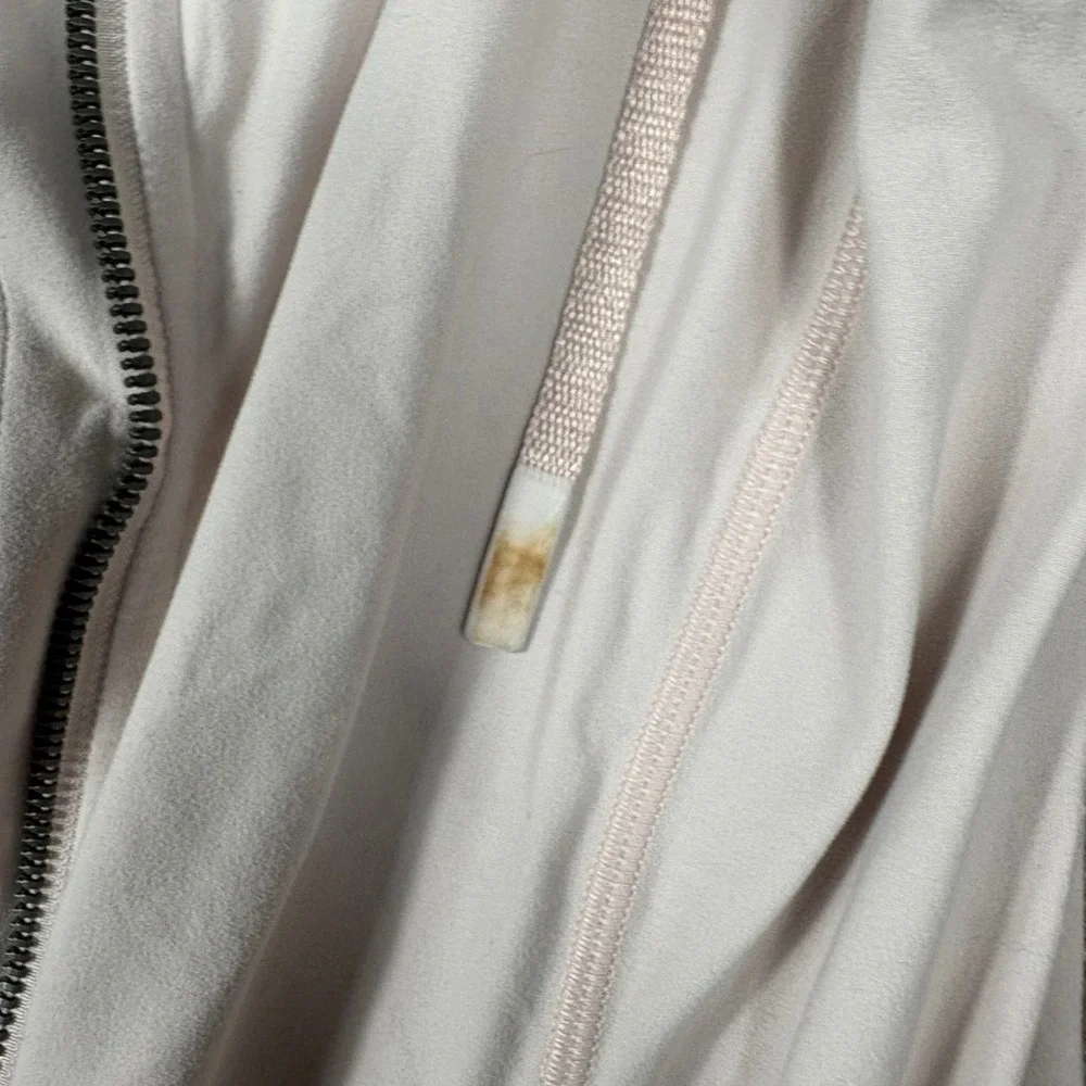 Lululemon Hooded Mesh Vent Jacket Pale Pink Size 12 Yoga Running Layer